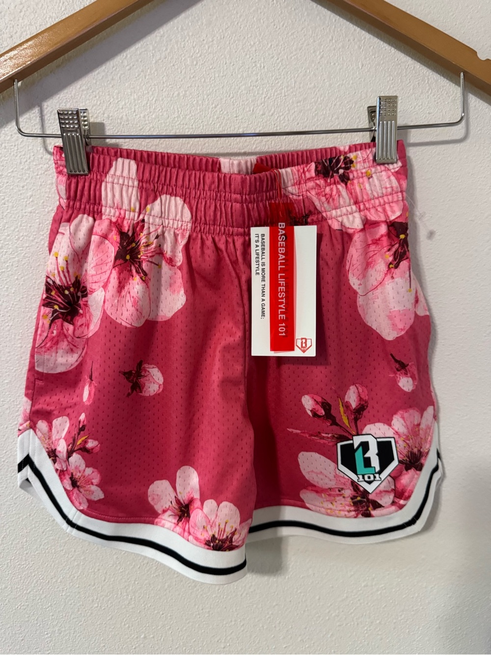 Baseball Lifestyle 101 Cherry Blossoms Youth Court Shorts Pink Pockets NWT-Small